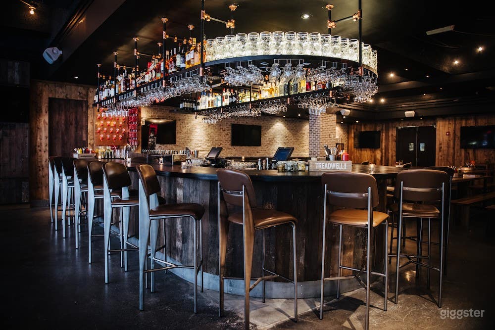 Industrial-Style Restaurant and Bar Photo 4