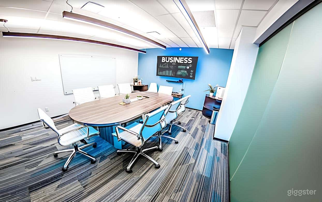 Large Meeting Room for 8 Photo 2