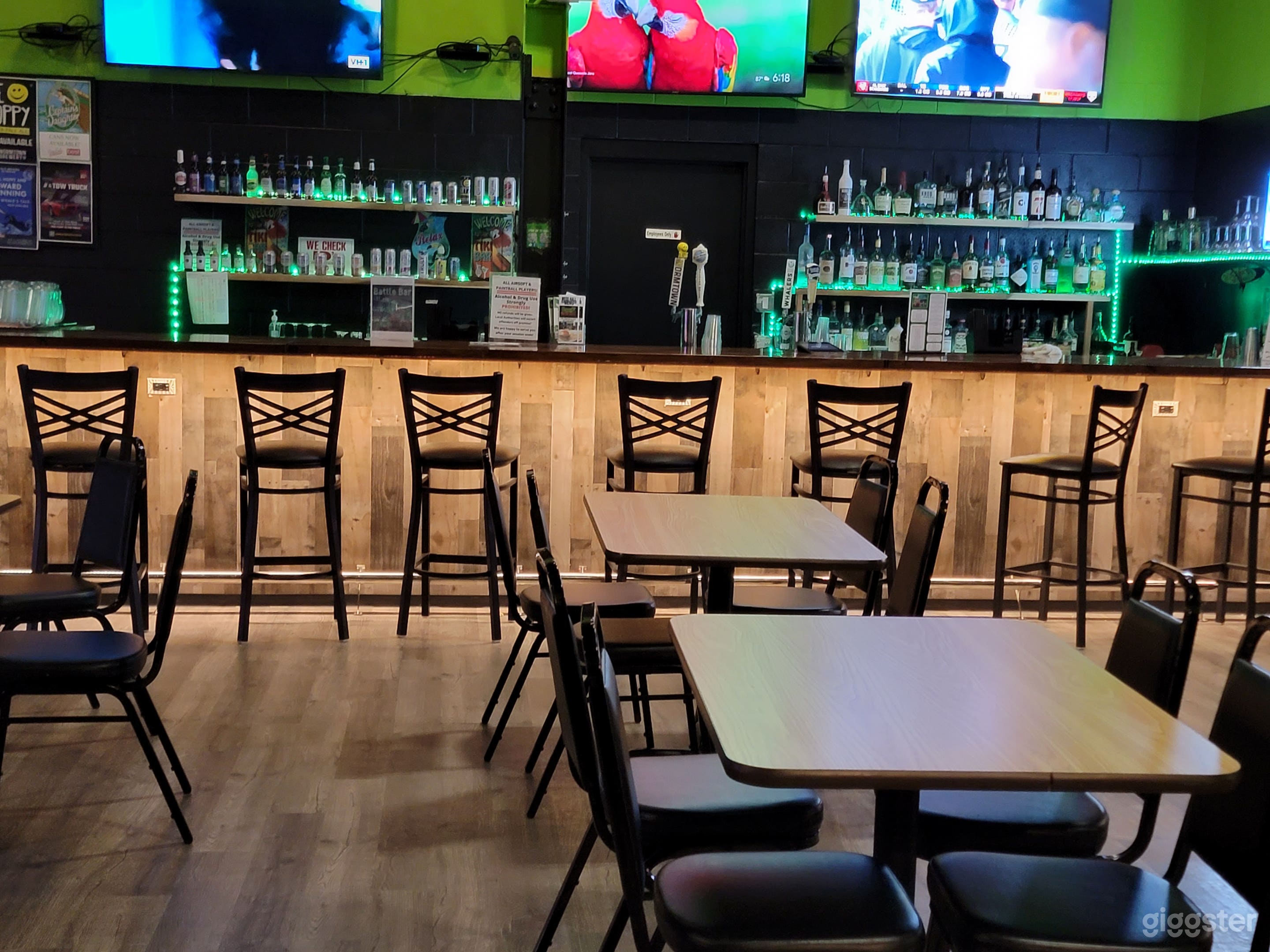 Battle Bar/ Mess Hall Photo 3