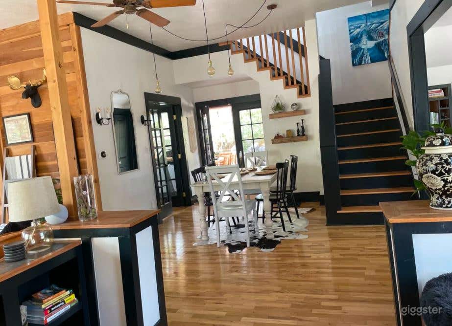 100 Year Old Fascinating Farmhouse in Longmont Photo 4