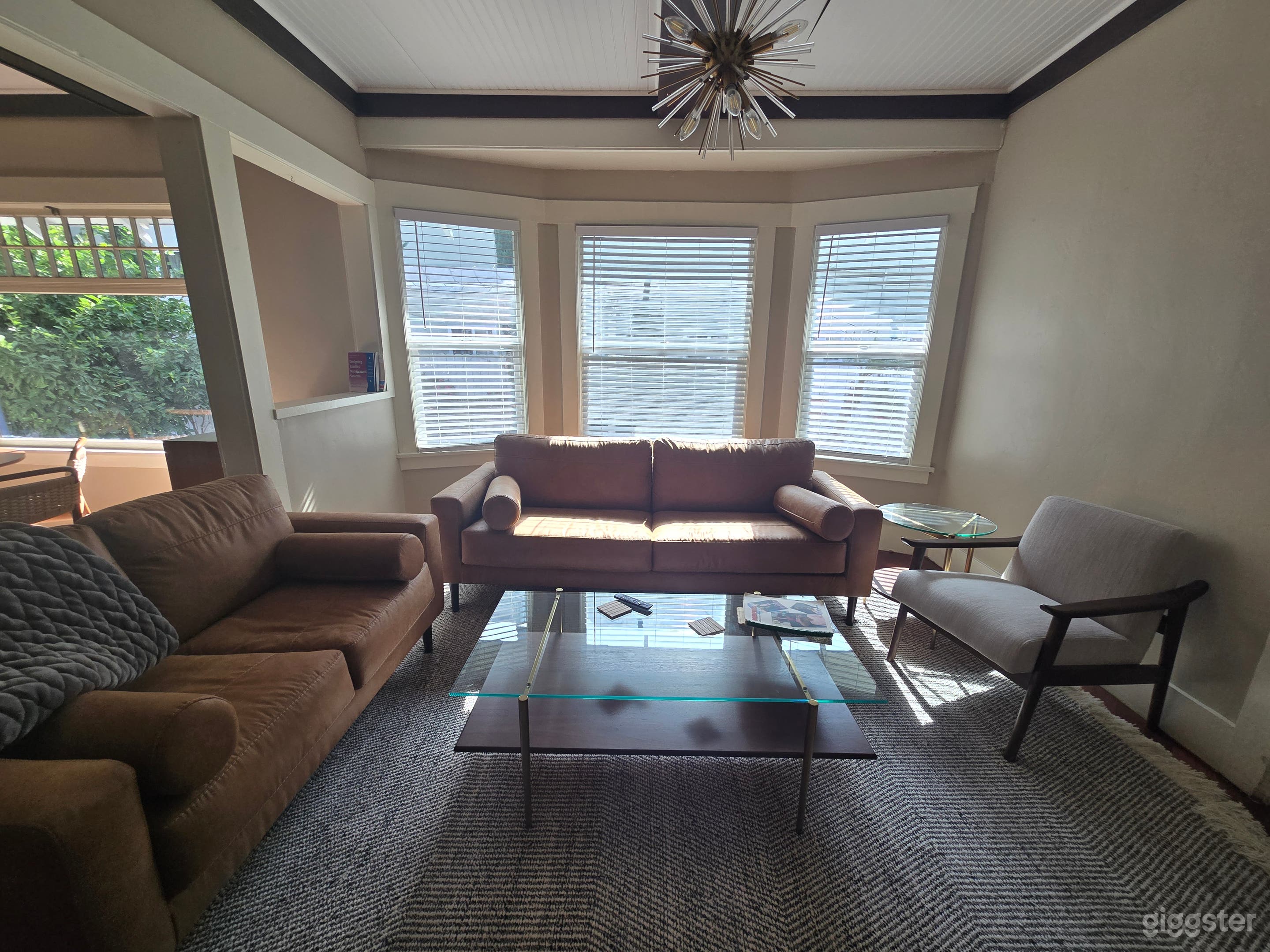 VINTAGE CALIFORNIA CRAFTSMAN BUNGALOW/Podcast, photo, events Photo 3