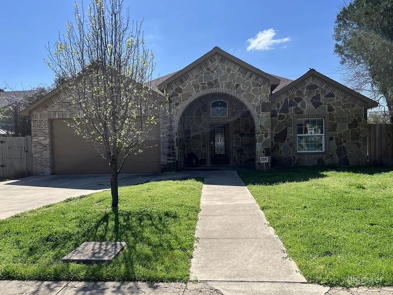  Family-Friendly Retreat | Near Downtown, Bishop Arts & Golf 