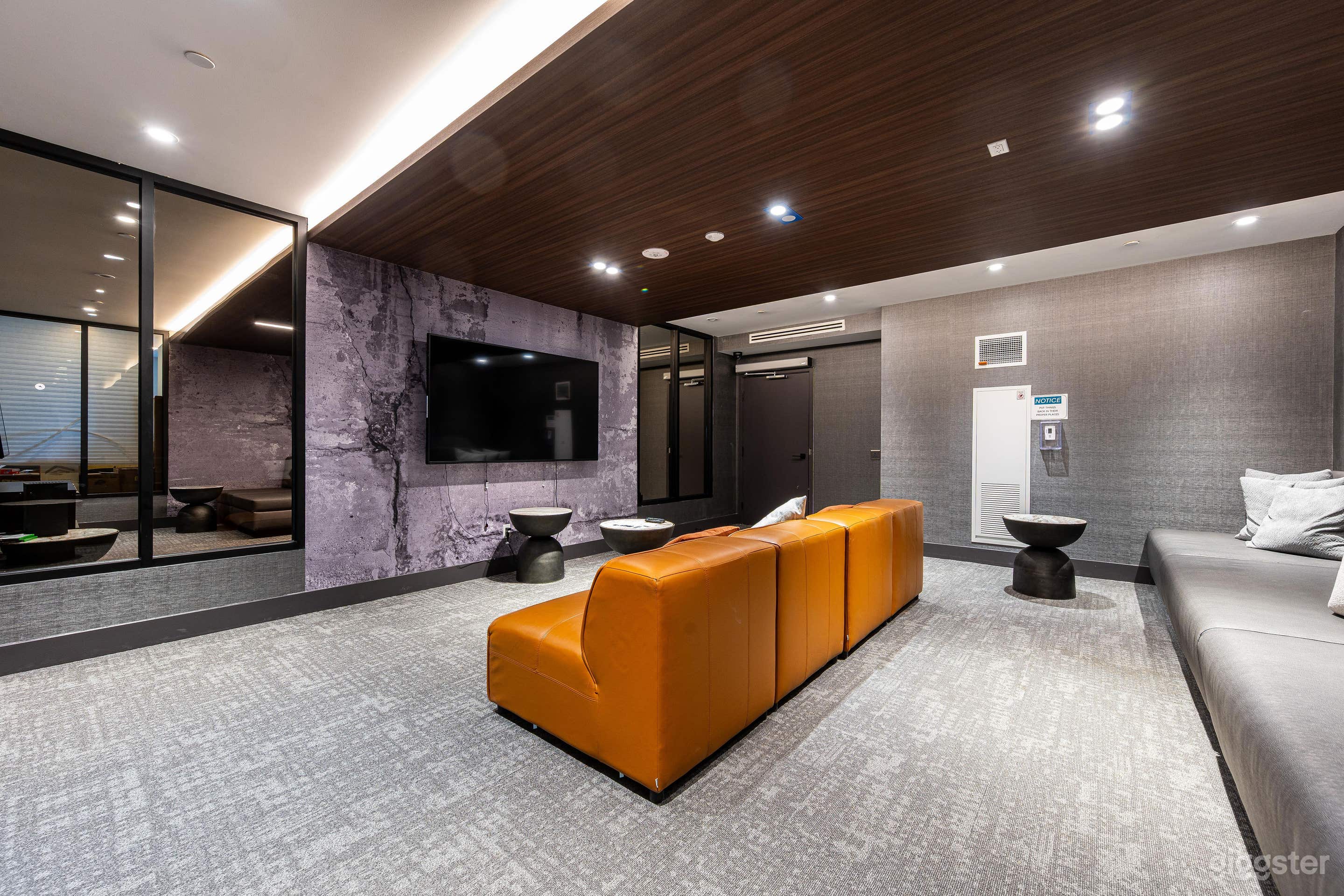 Media Room #1 Photo 4