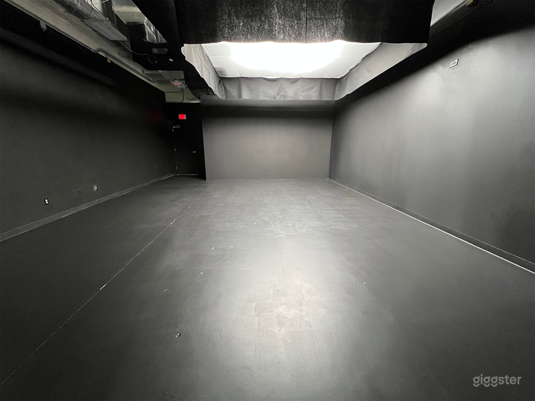  Studio space interior 