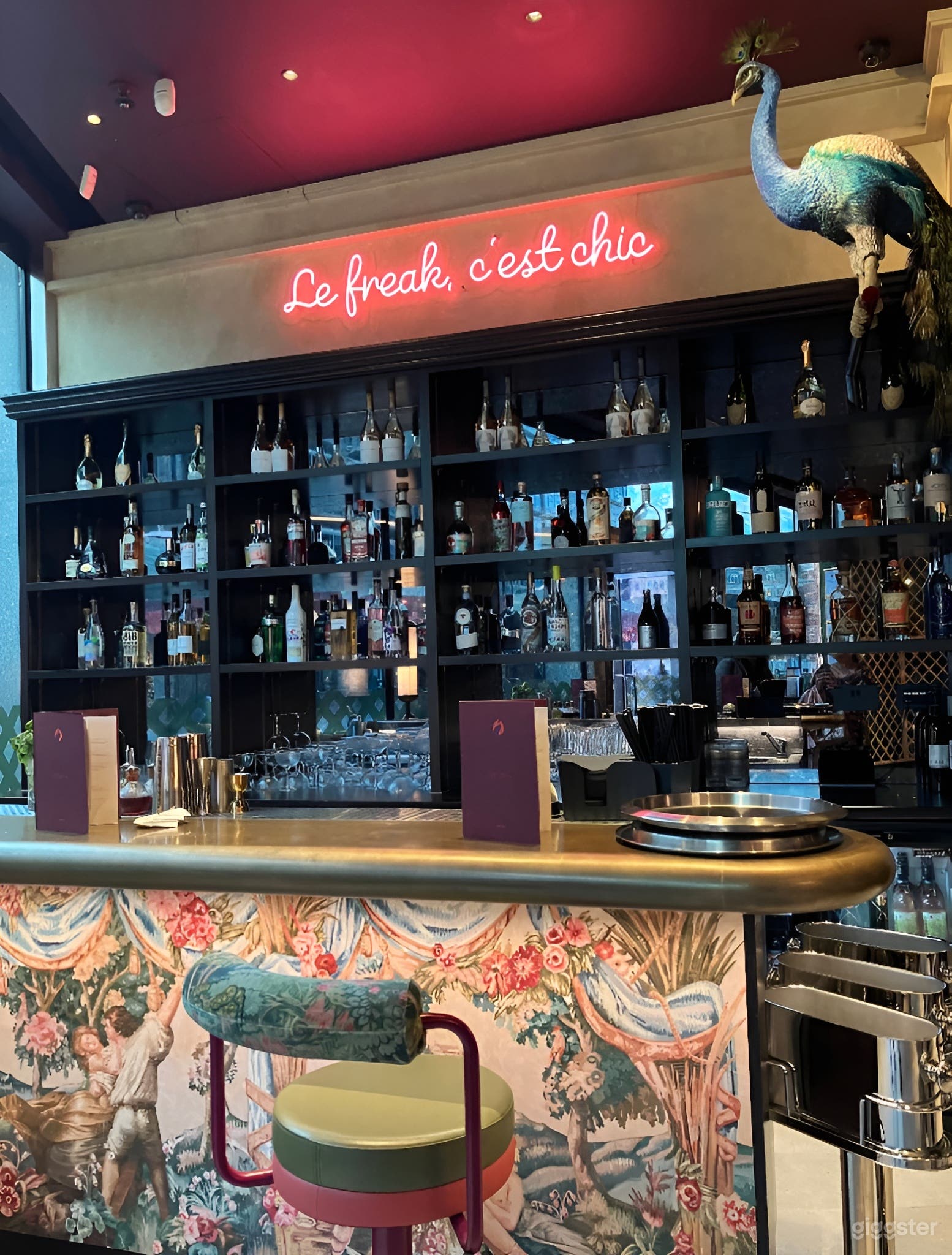 The House Bar Photo 4