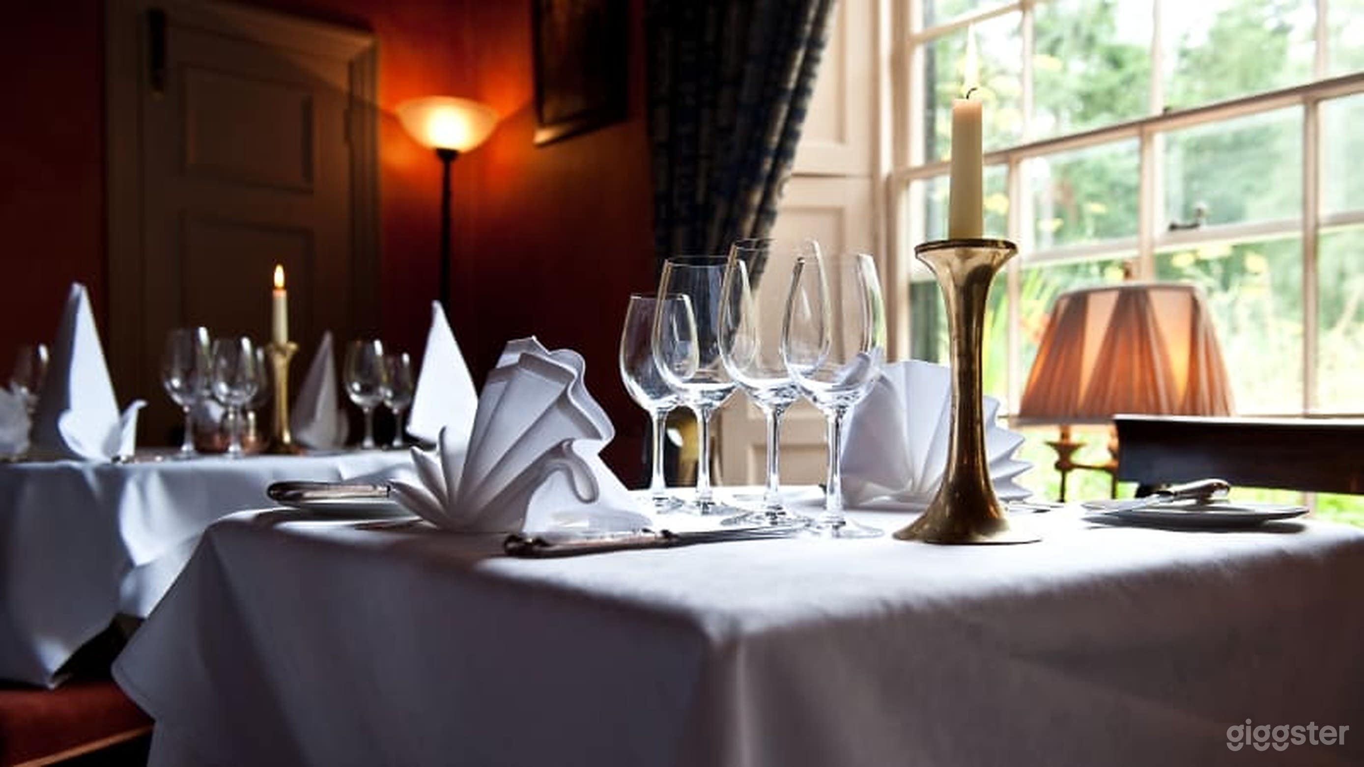 Beautiful crisp linen is available for events 