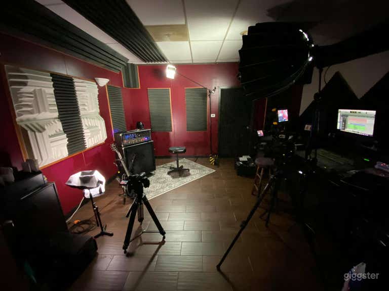  Large Audio Recording Room 