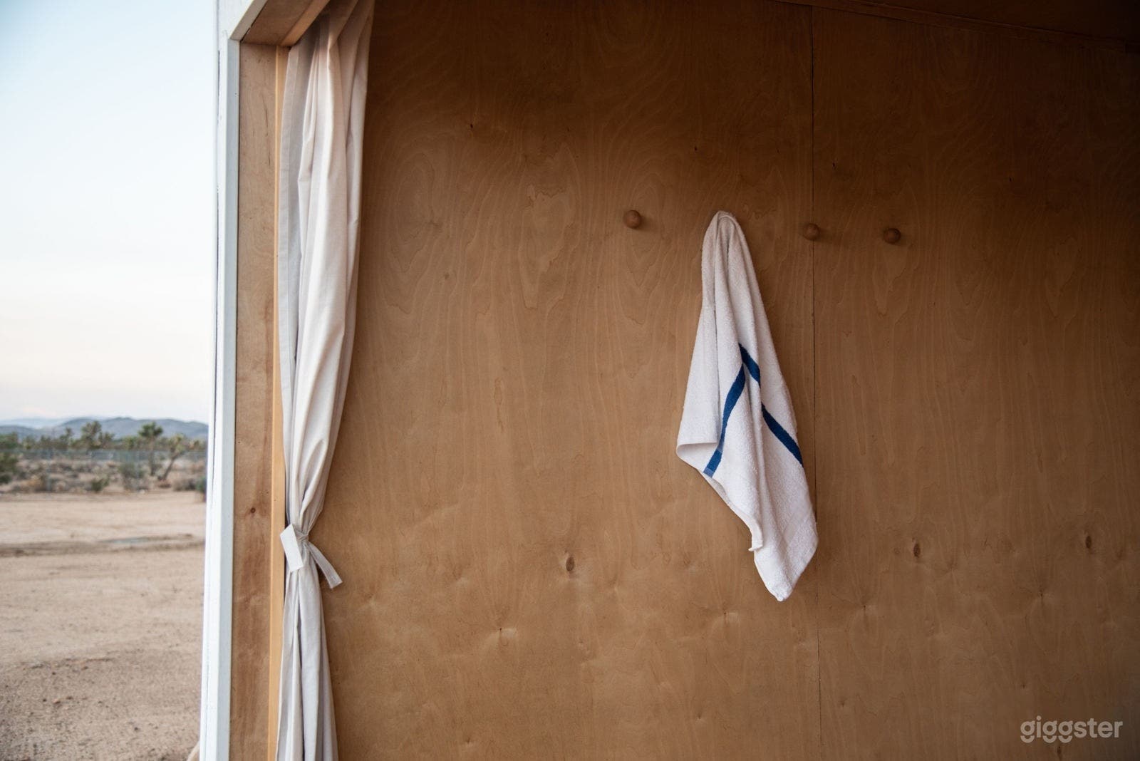 Pool with Desert Modern Ranch Style Photo 4