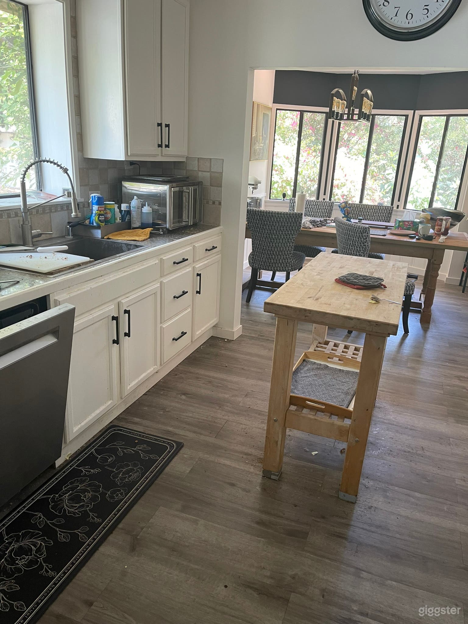 Shadow Hills Family Home Photo 3