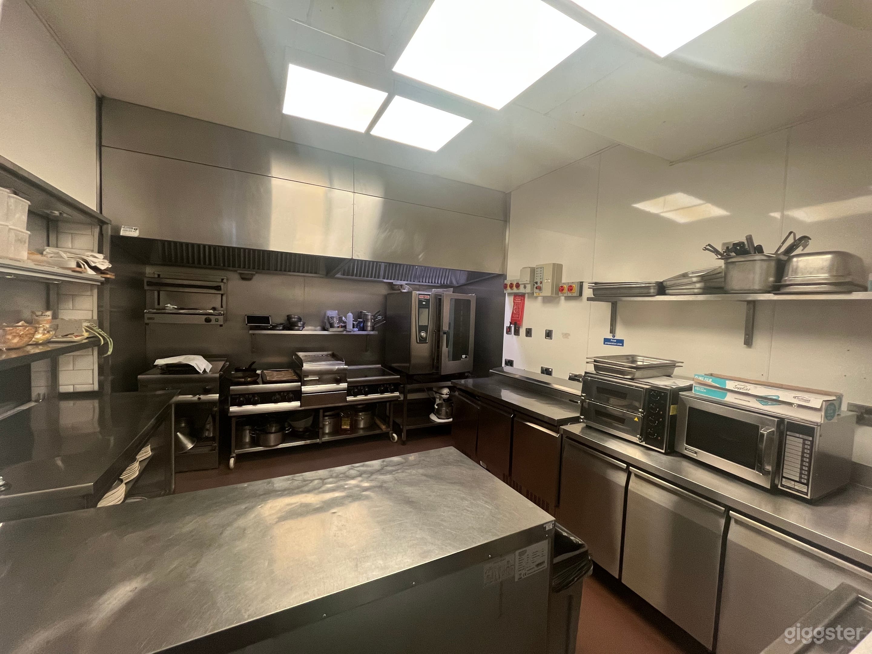 Industrial Full Working Kitchen Photo 1