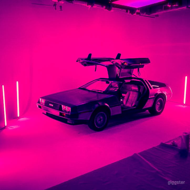  Central Feature Filled Video and Photo Studio 