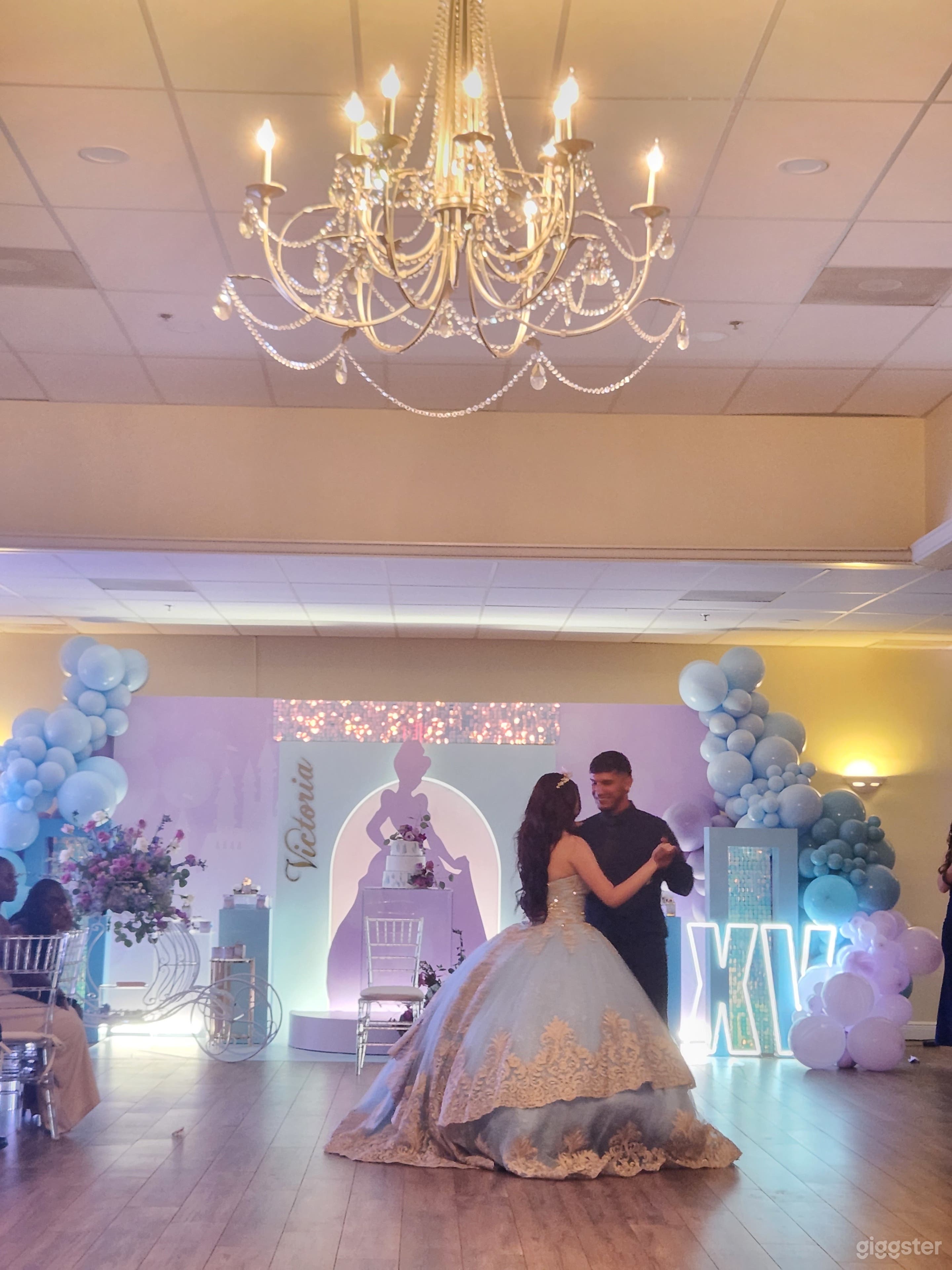 Gorgeous Ballroom-Elegant Banquet Hall Photo 2