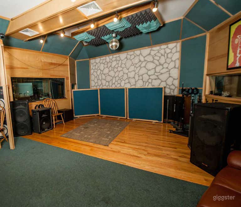  Live room for Events in Chicago 