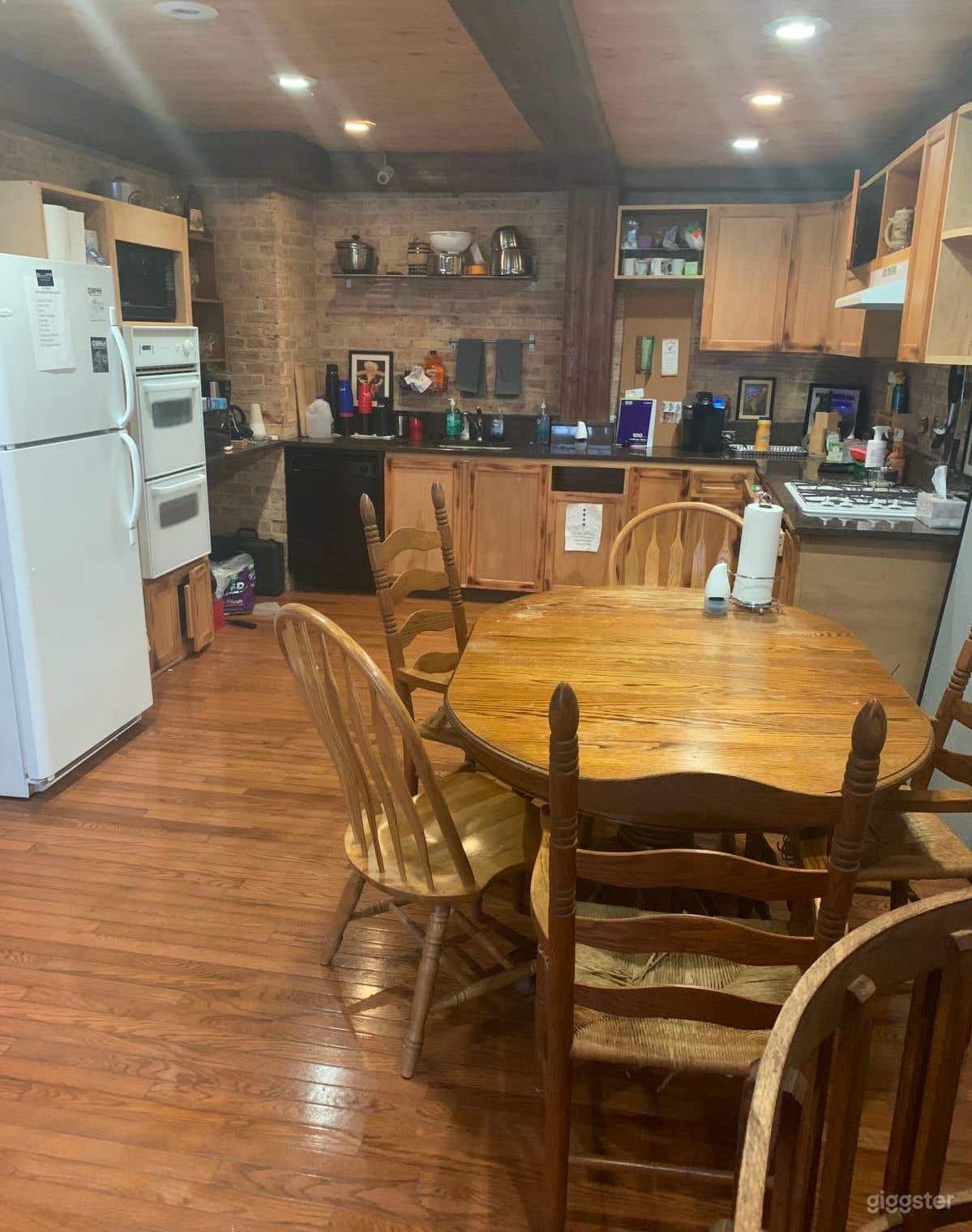 Live room for Events in Chicago Photo 3