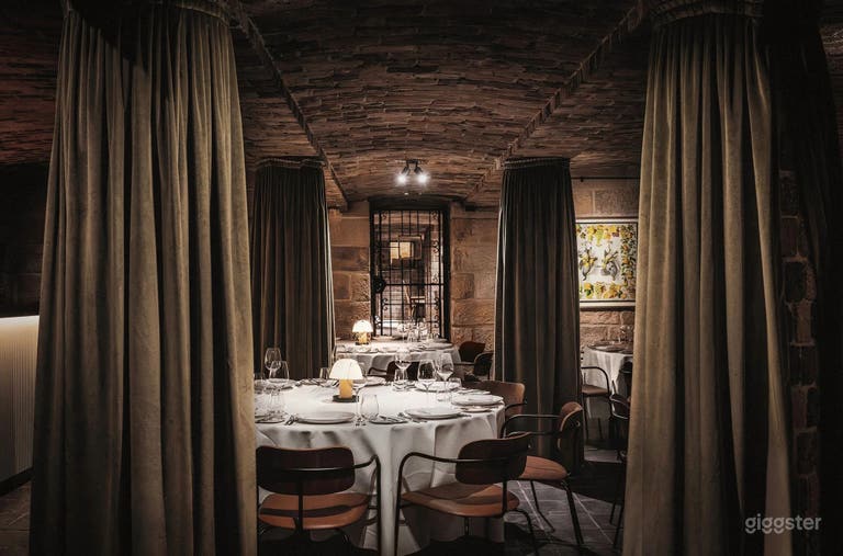  La Bodega Privada de Vinos Adey 