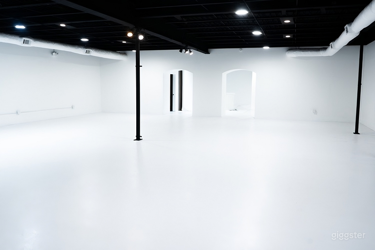  Creative Event Venue & Production Studio (Studio) 