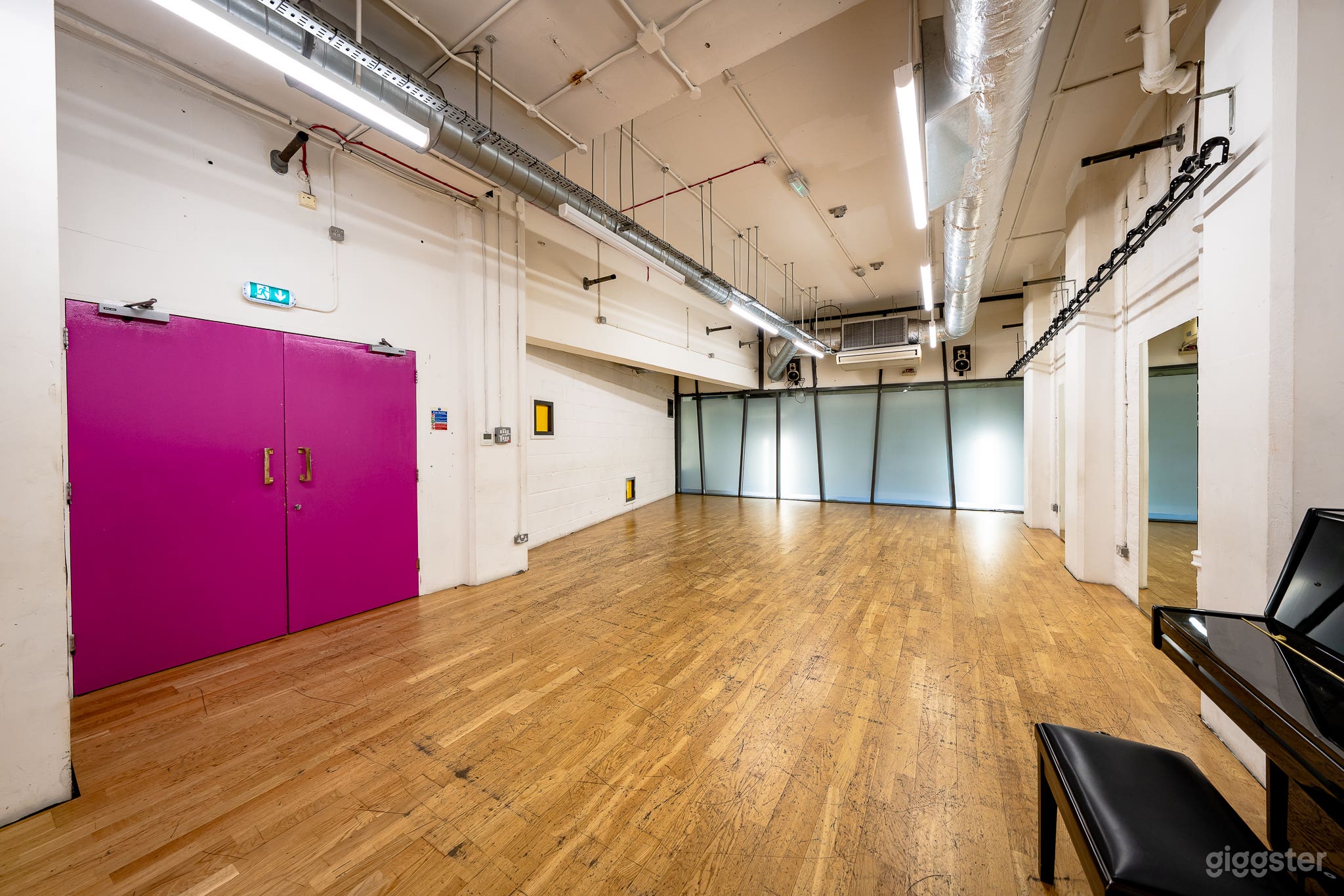 Dance Studio in London's West End Photo 3