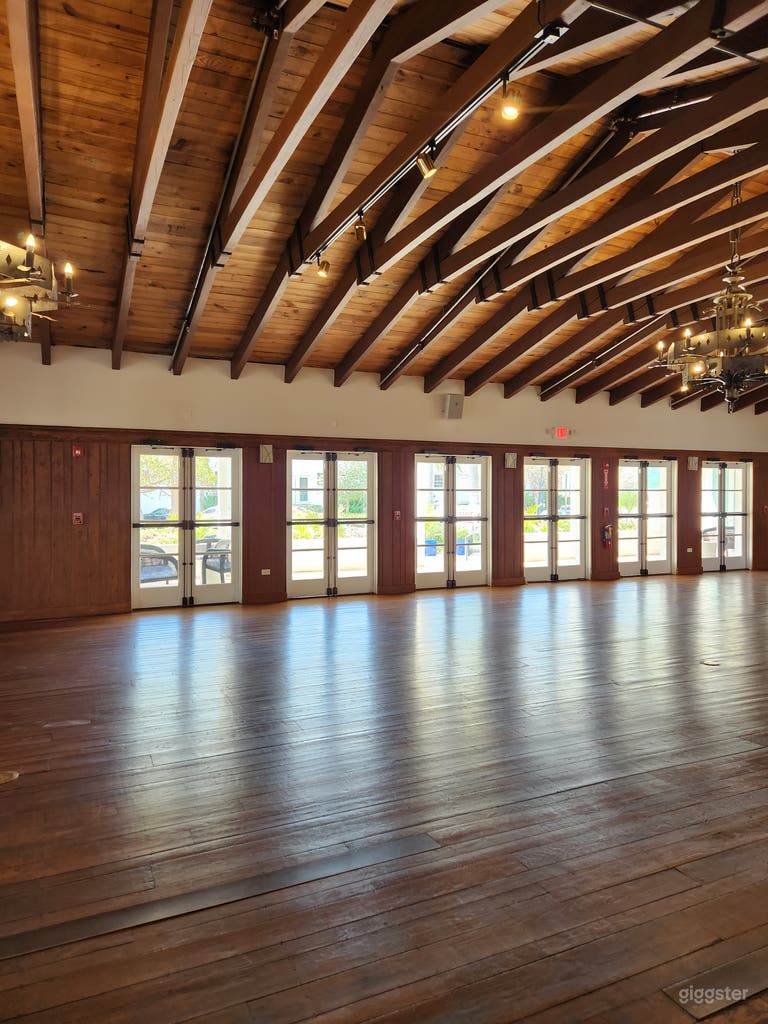  Elegant Vintage HALL 