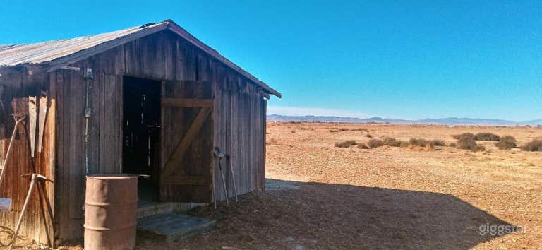  Authentic Cabin, Ranch, Desert, and Rustic Farm 
