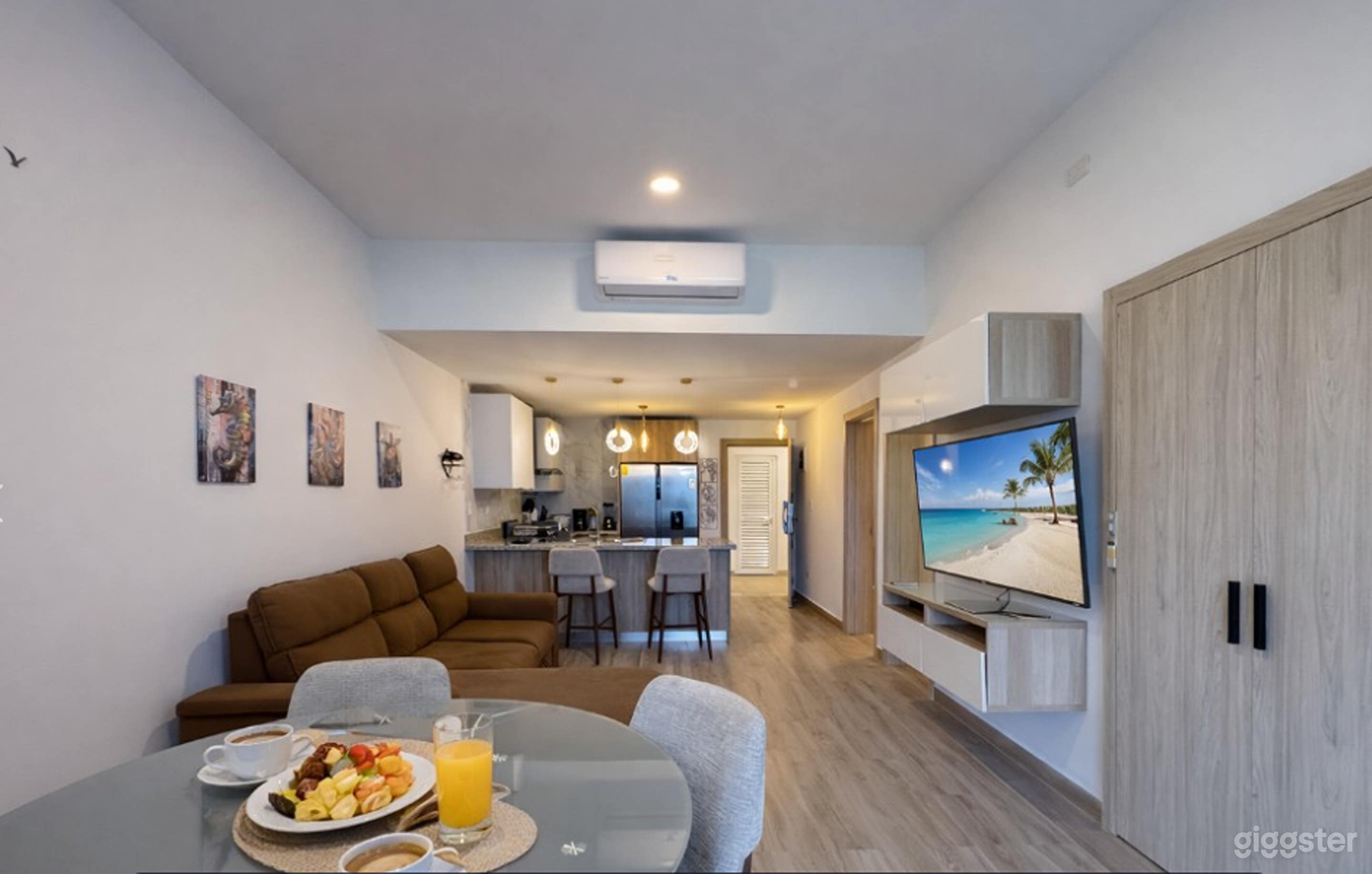 Lagoon-View Escape with Resort Style Pool & Beach Photo 2