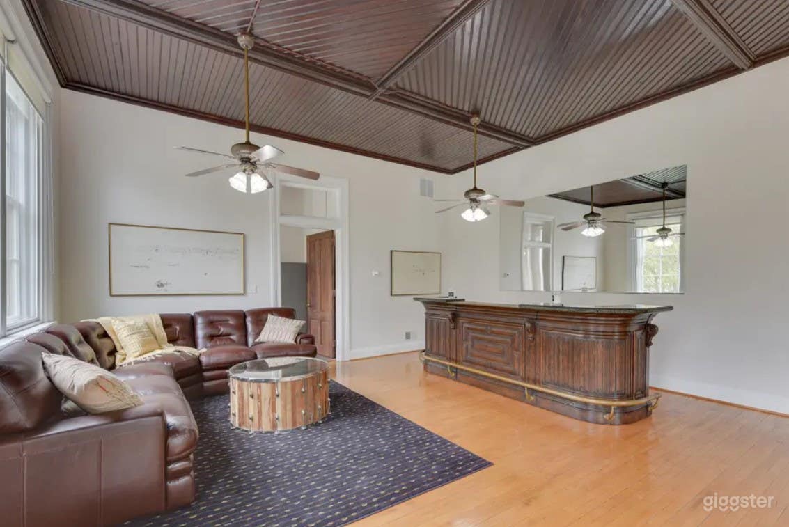 Beautifully Restored Historic Venue in Portsmouth Photo 4