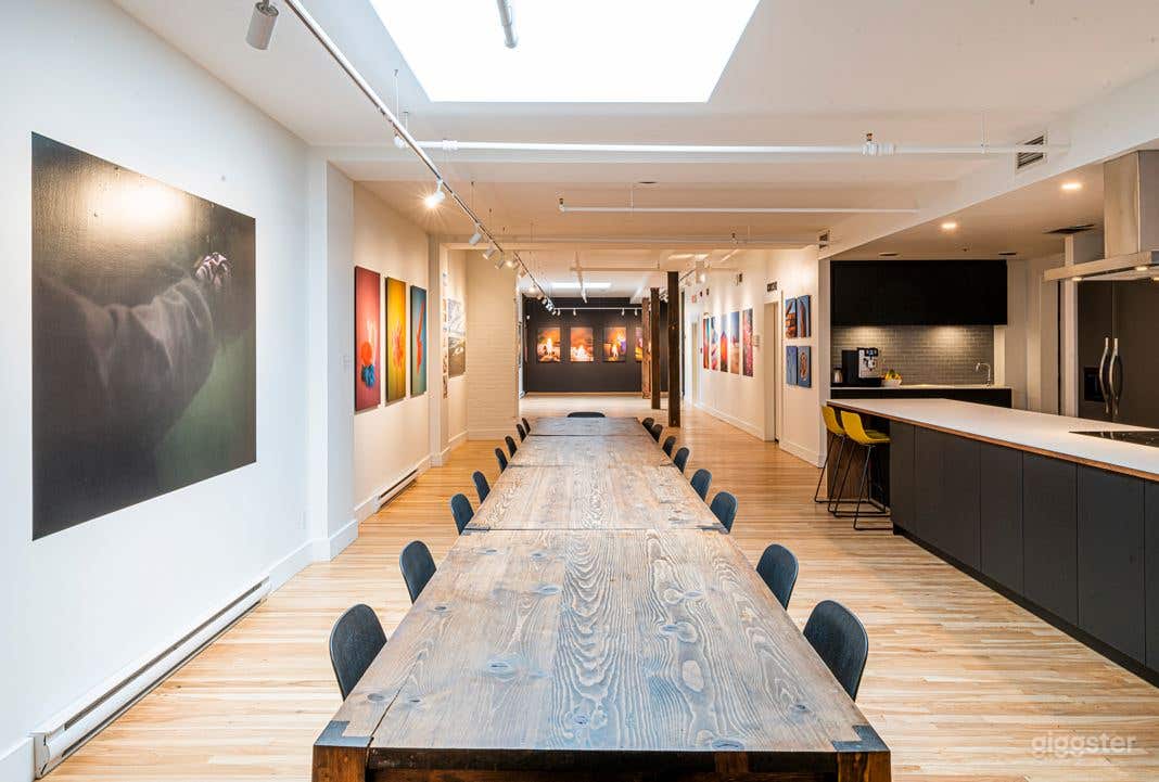 The Modern Gallery-Style Kitchen Photo 2