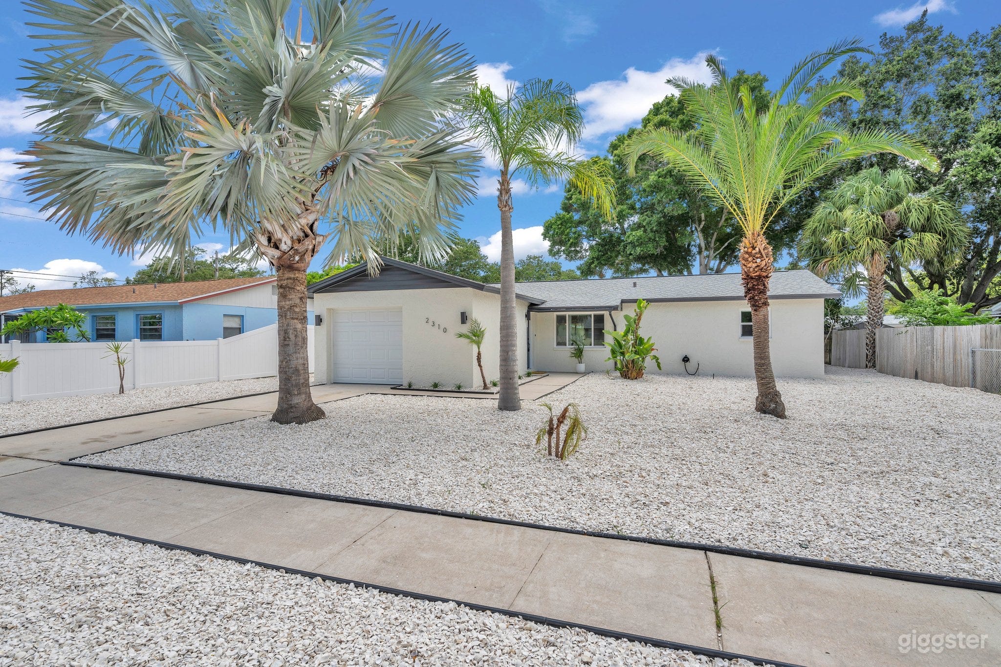 Modern Relaxing Pad Photo 4