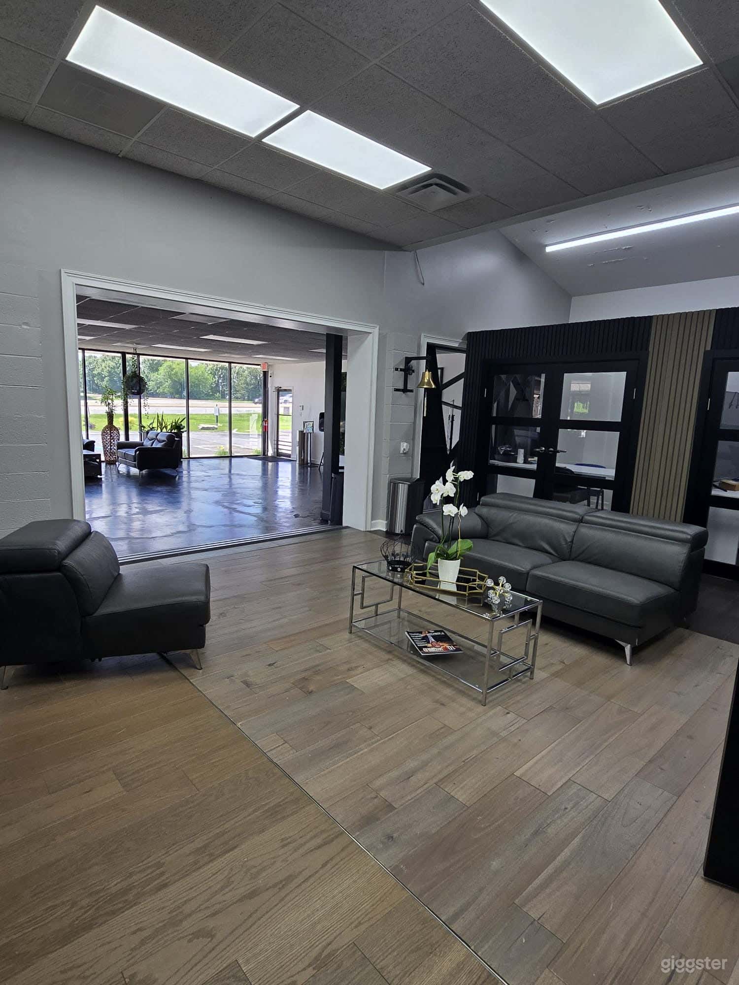 Modern Office Space &amp; Event Venue for Rent Photo 3