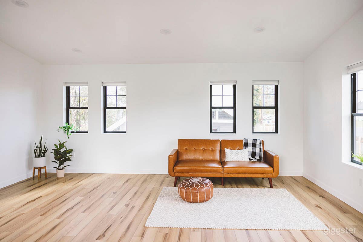 Natural Light Tacoma Photo Studio Photo 1