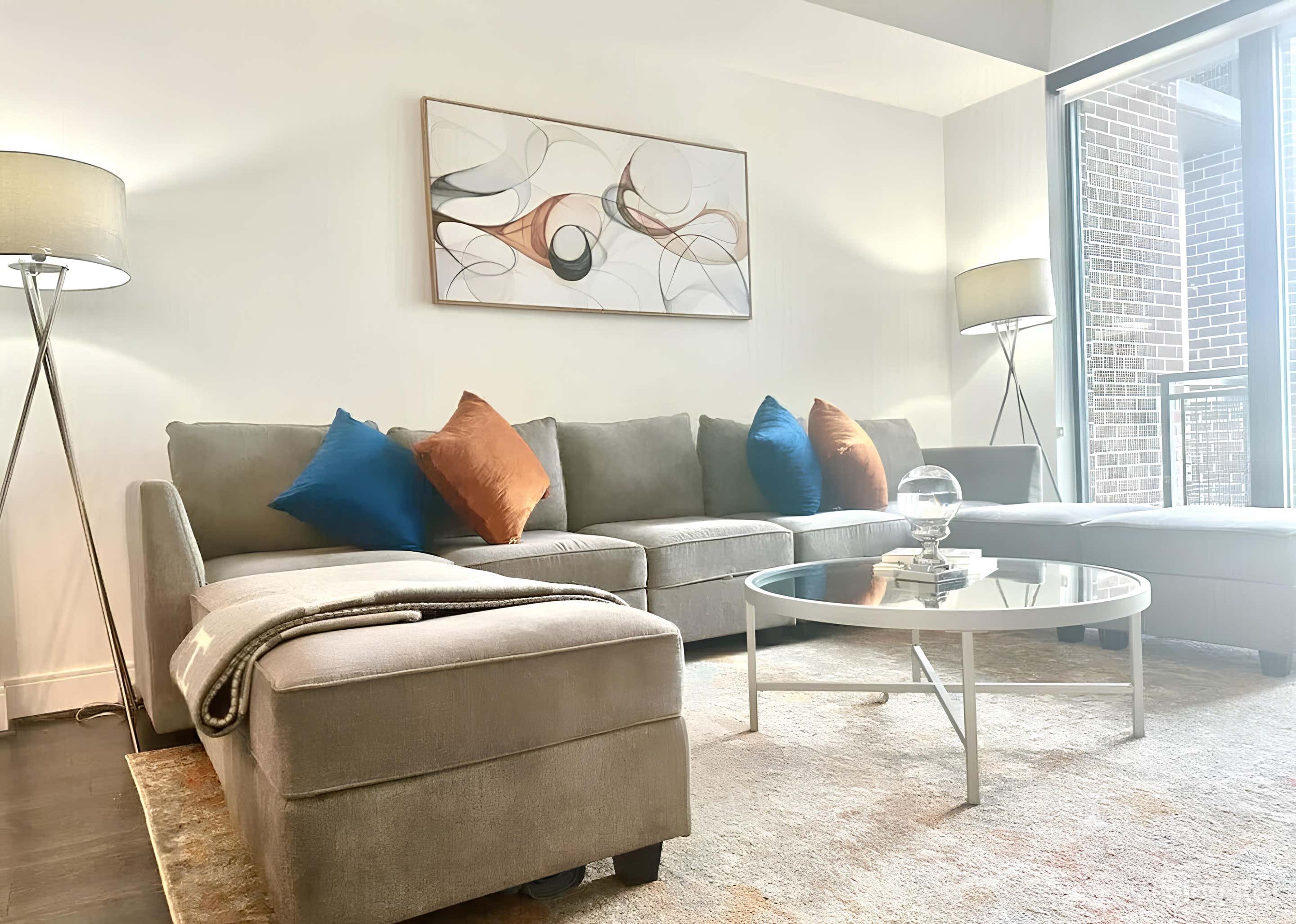 Modern Open Floor Plan Apartment Photo 1