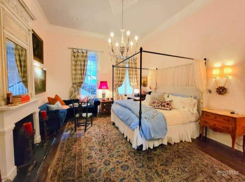 Luxurious Studio with Spa Bathroom Photo 1