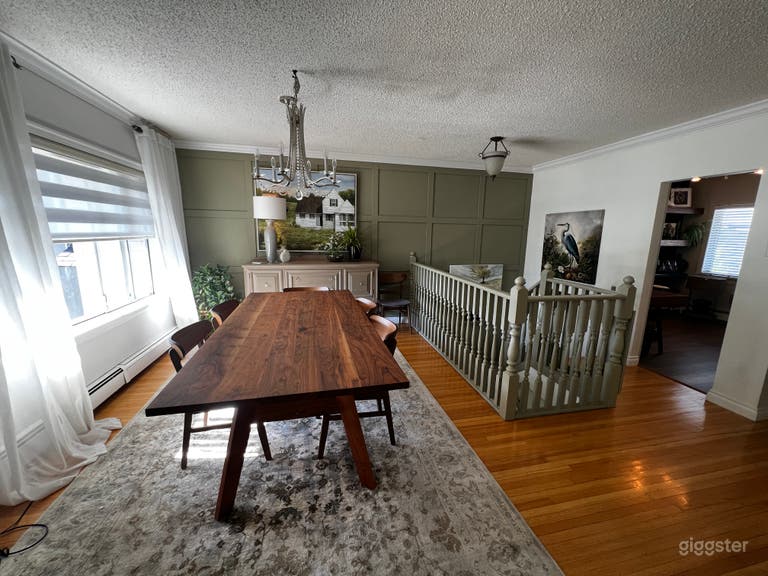  Charming East Van Bungalow 