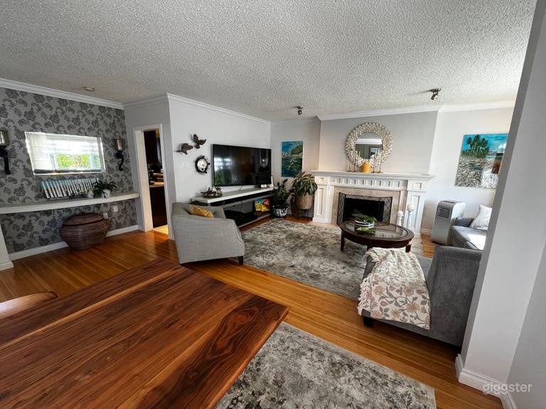  Charming East Van Bungalow 