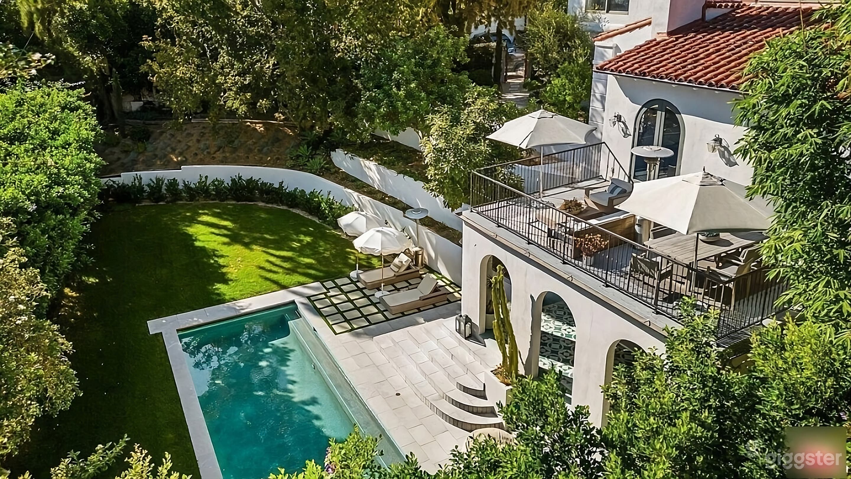 Hollywood Hills 1930s Mansion, grass, pool & movie theatre Photo 1