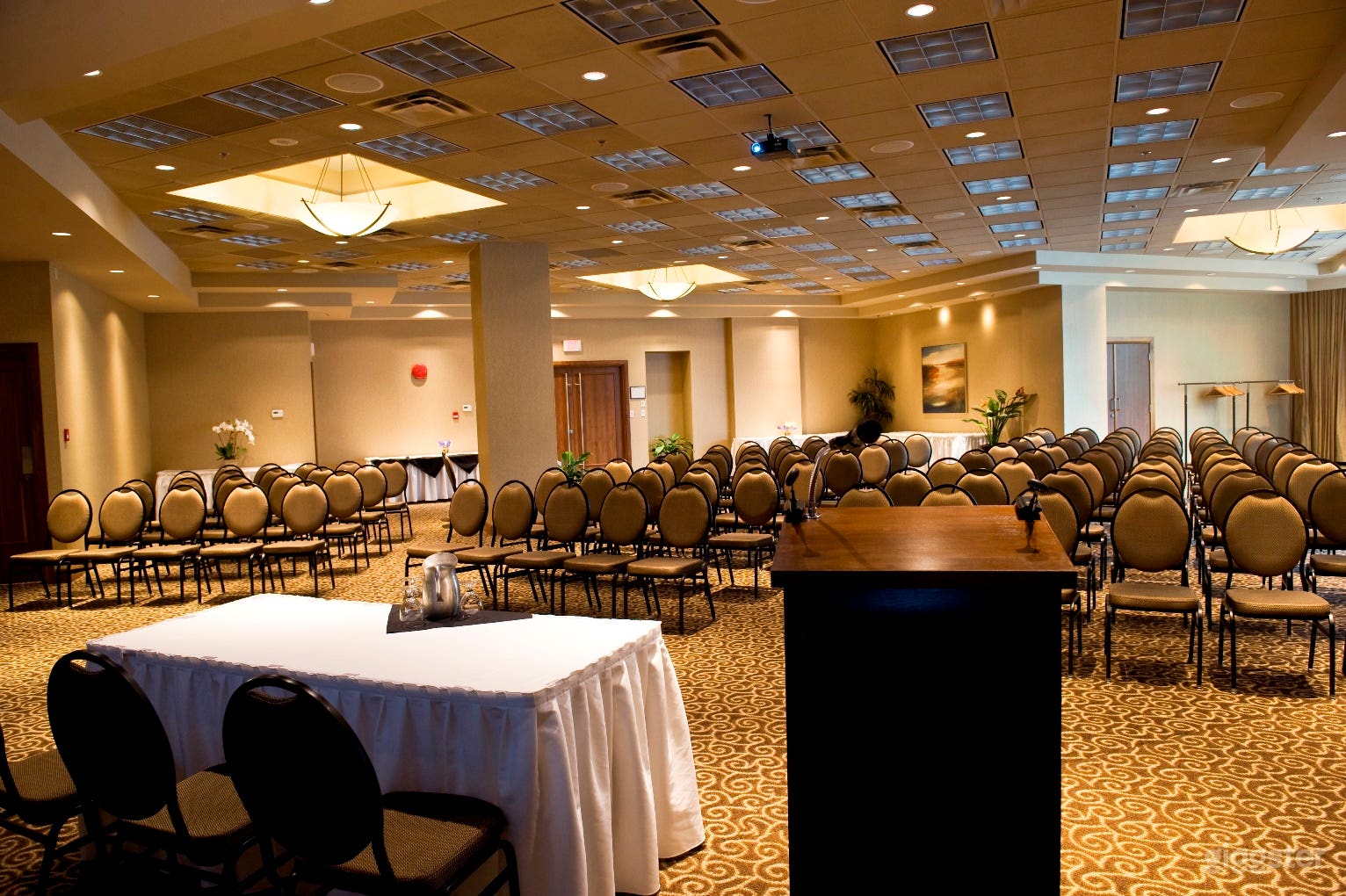 Spacious Corporate Event Venue in Central Downtown Vancouver Photo 4