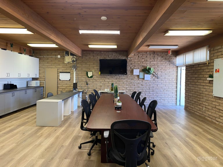  Spacious Conference Room in Las Vegas 