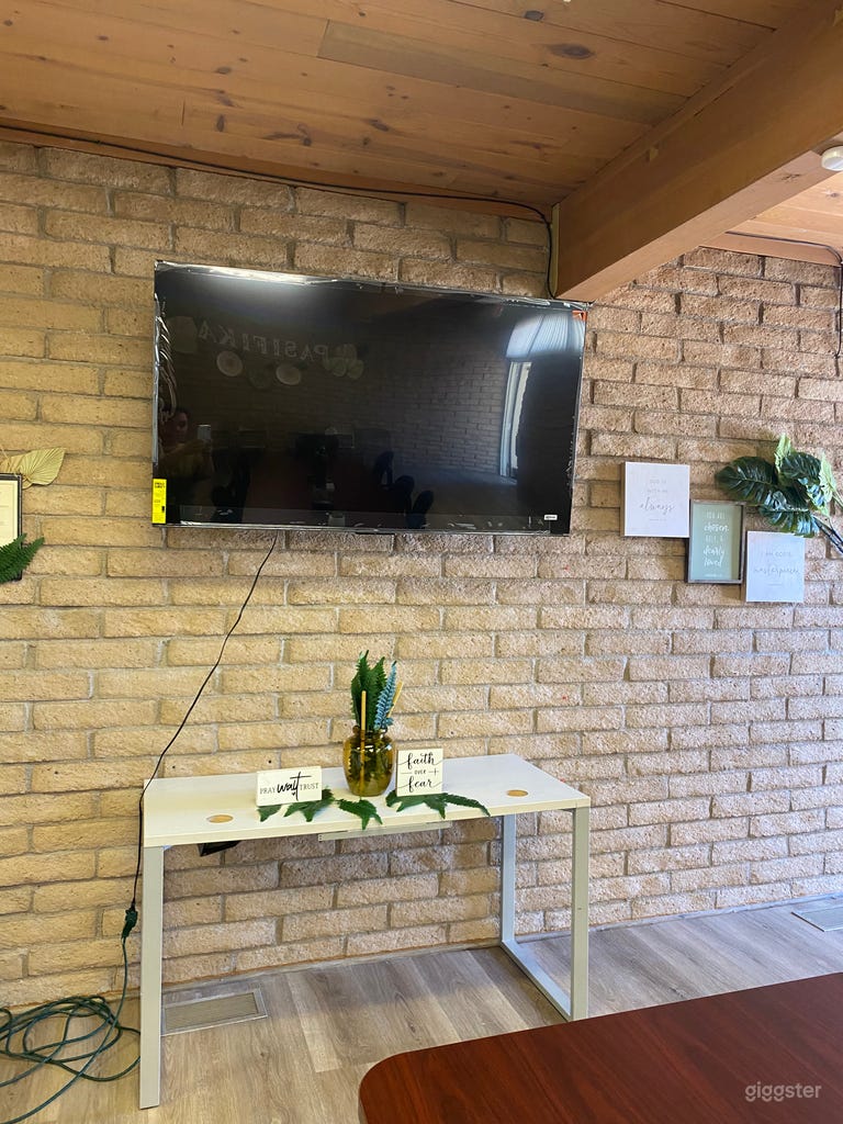  Spacious Conference Room in Las Vegas 