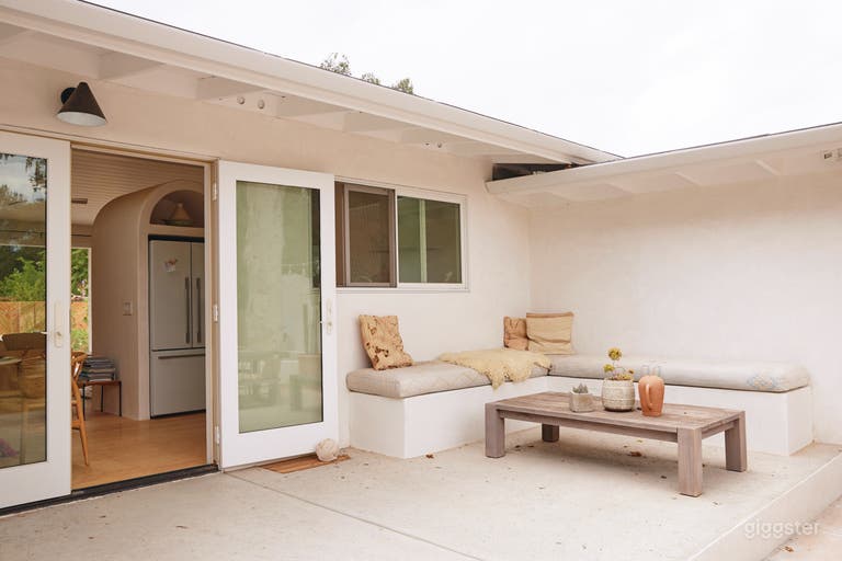  California chic ranch house + Mediterranean vibe 