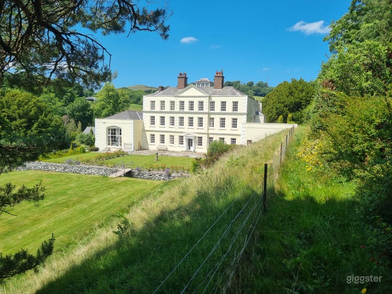  Garthewin Hall: Grade II listed Georgian Estate 