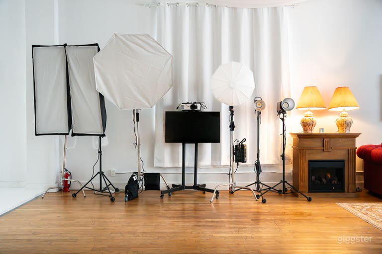  Studio Cyclorama blanc • Loft lumineux à hauts plafonds 