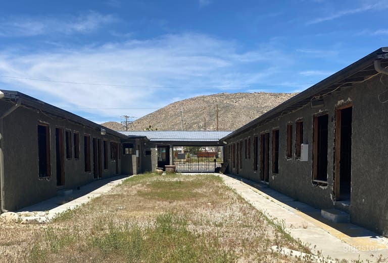 Courtyard Facing North 
