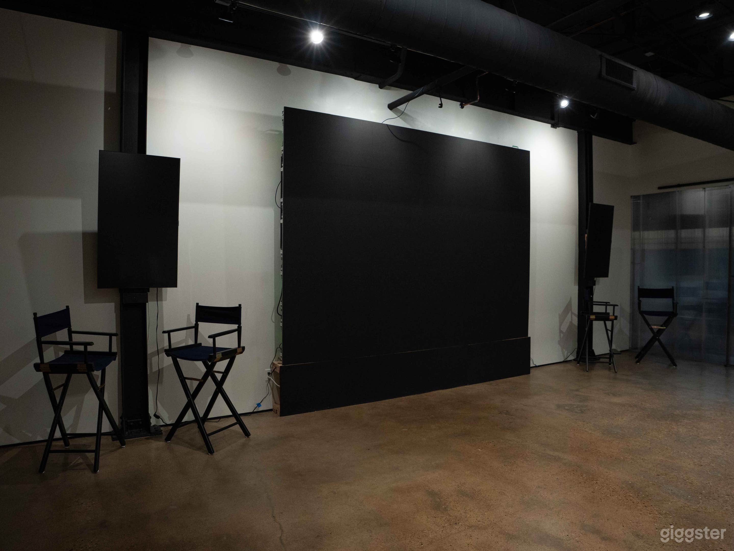 The Gallery | LED Wall & Multi-Screen Creative Studio Photo 2