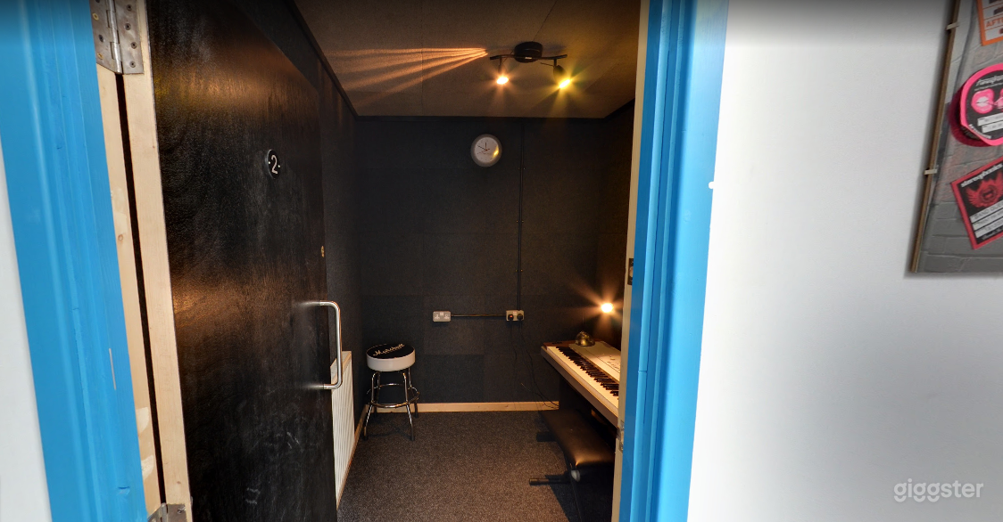 Music Room 2 in Birmingham Photo 2