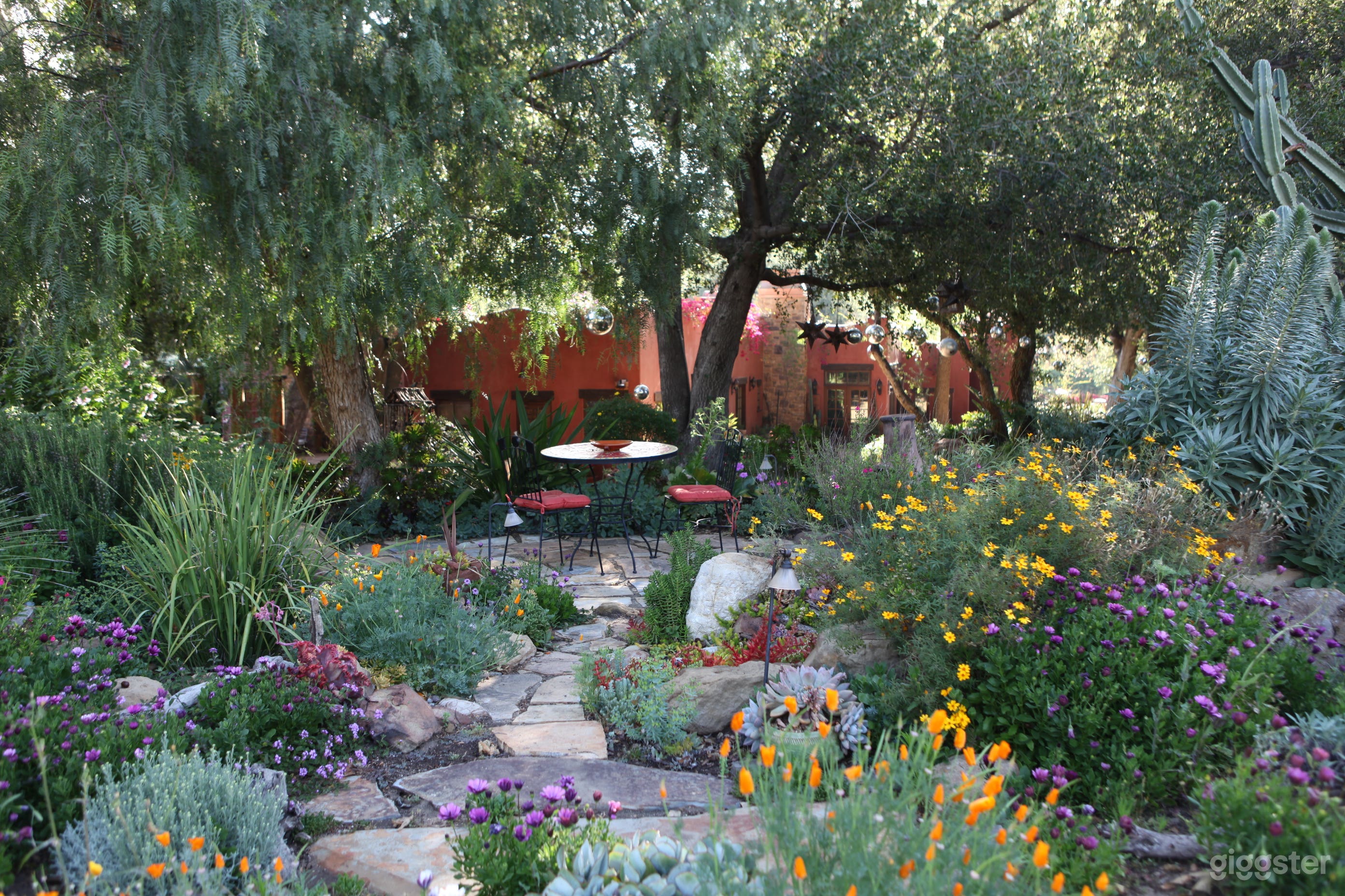 4 acres of landscaped gardens using native lants