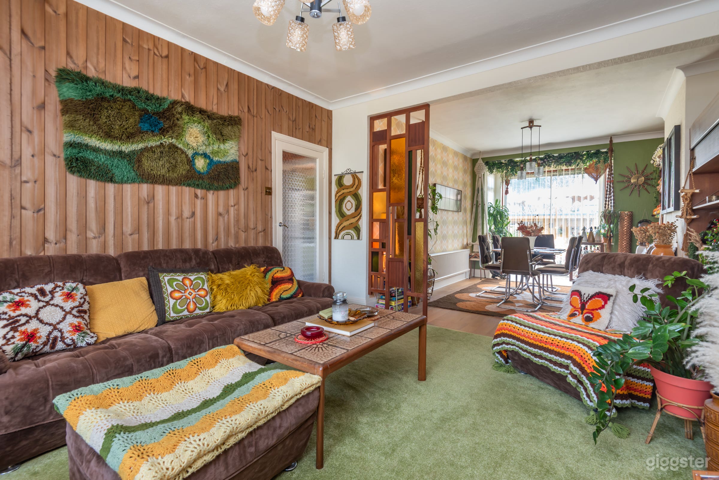 Retro 70s Mid-Century House | London Film Location Photo 4