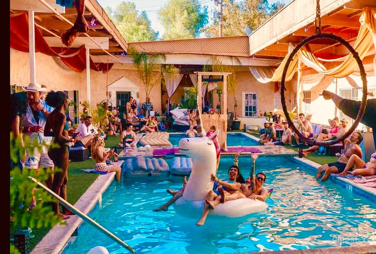  Oasis Bohemio de Calabasas 