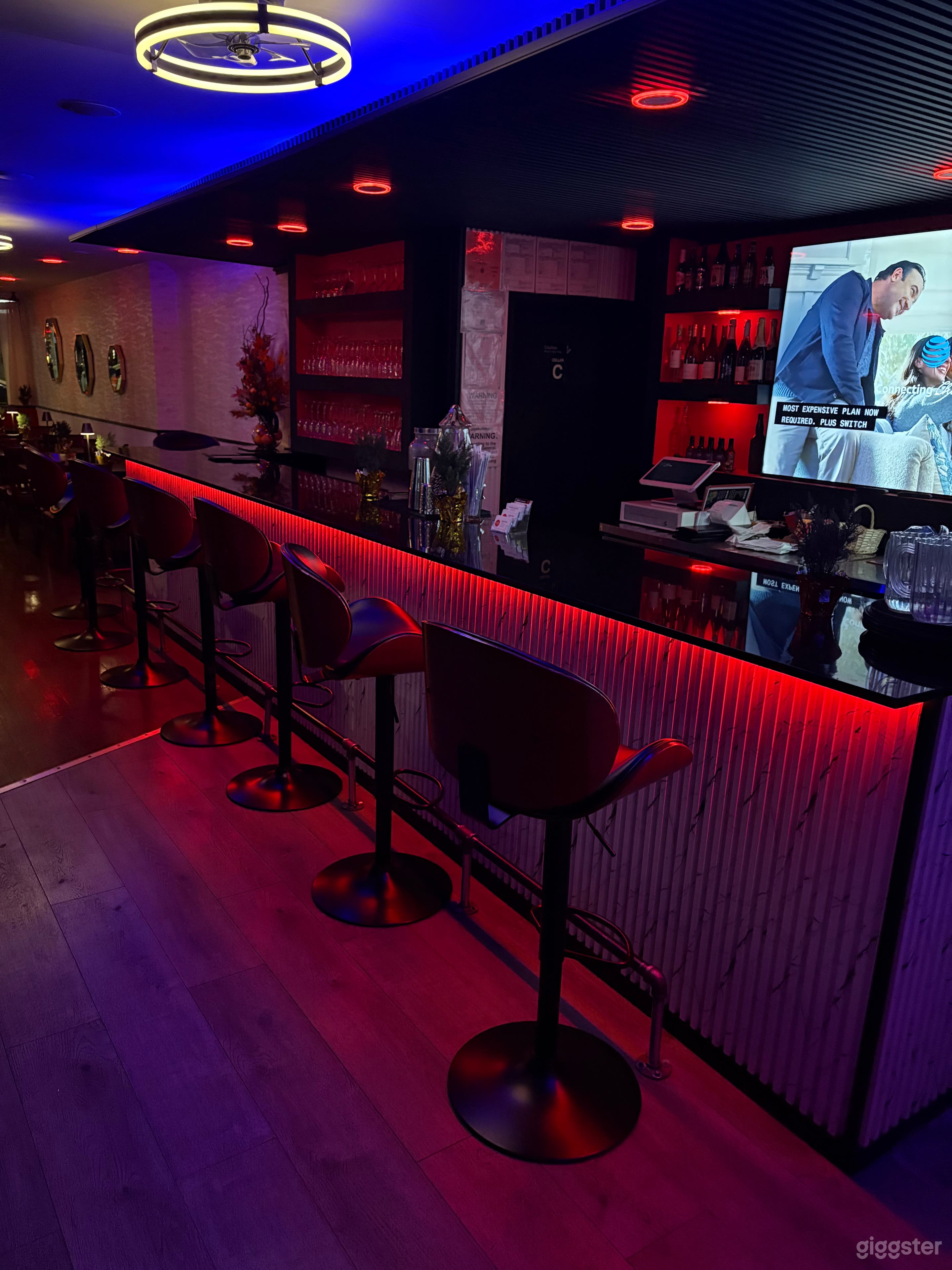 Cozy Italian-Afro Bistro Space in NY Photo 4