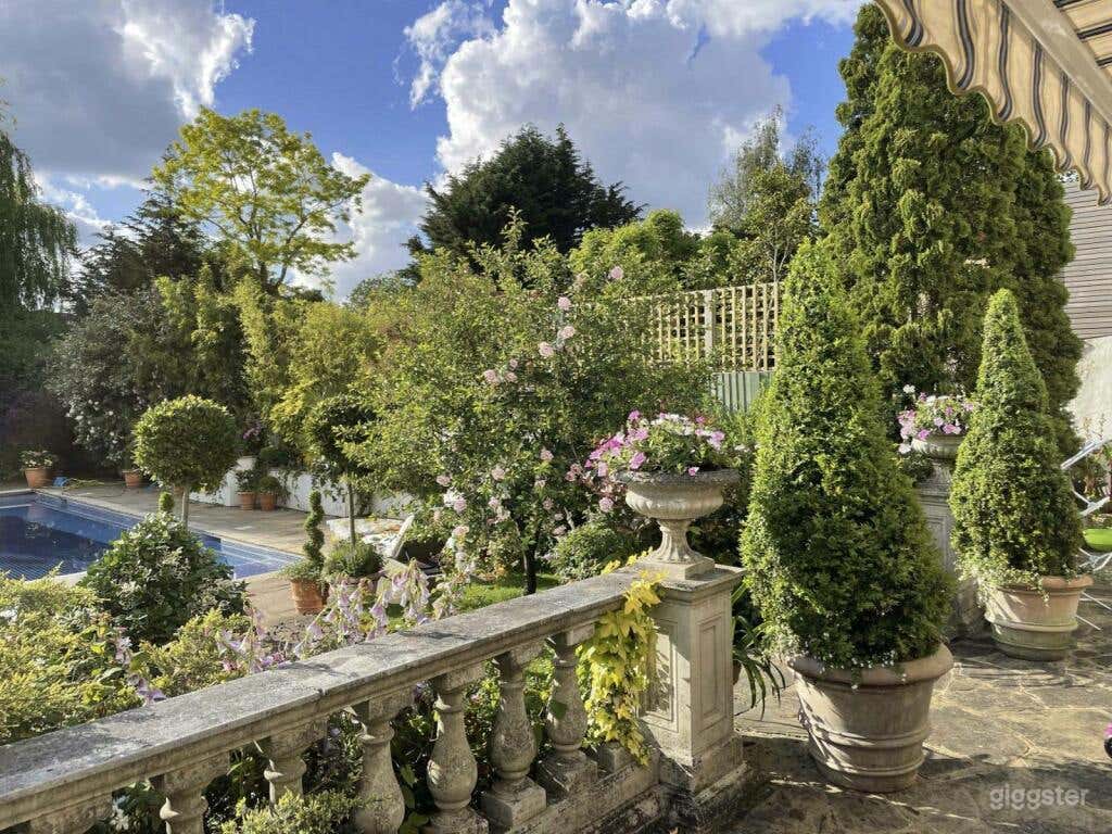 French Country House Swimming Pool Venue in London for Production Bookings, 8-Hour Minimum Hire (30 max) Photo 4