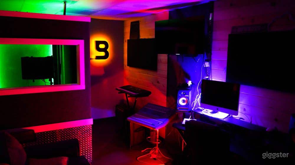 Marvelous Music Studio with Booth and Cloud Lighting Photo 1
