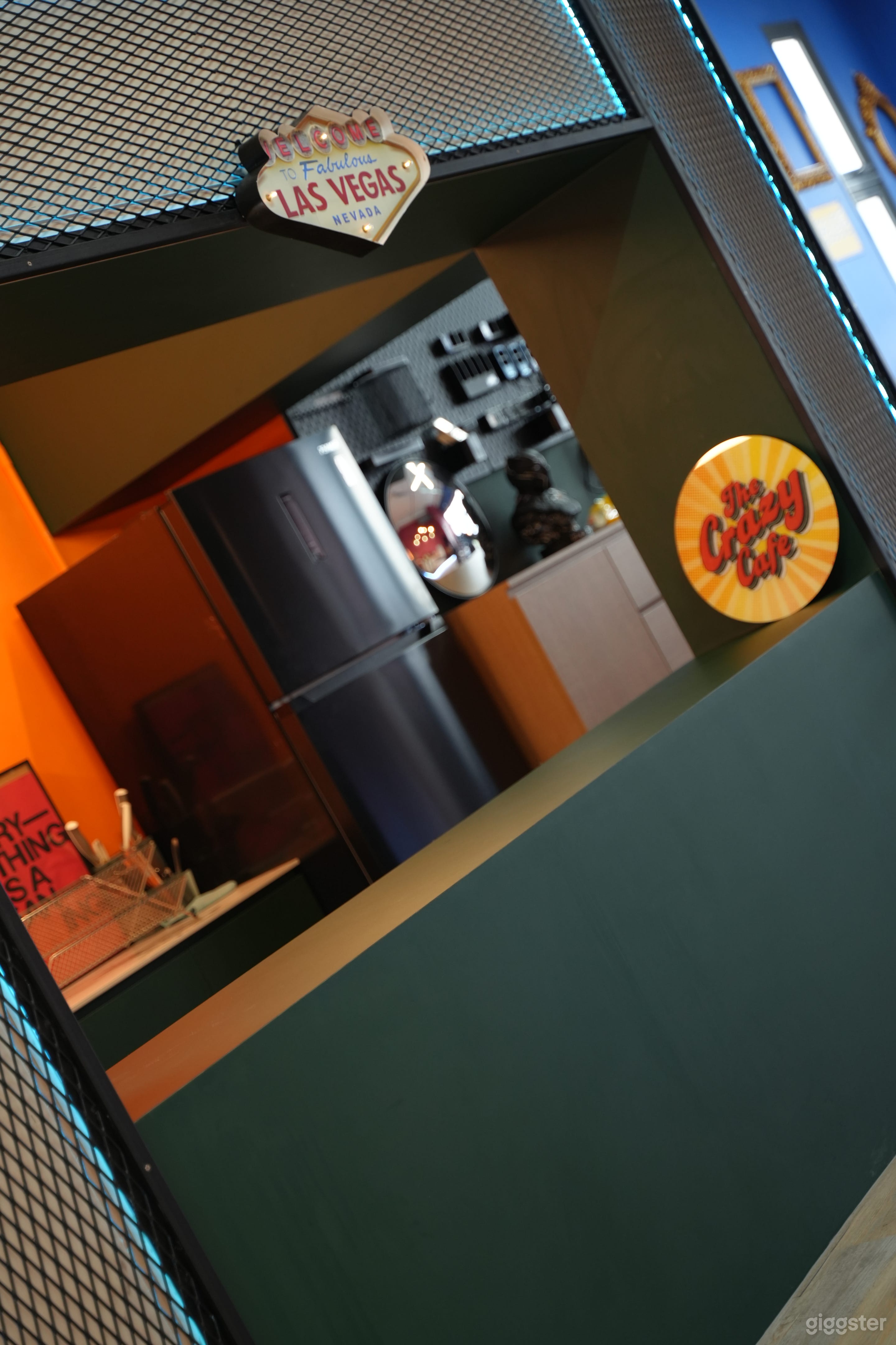 Crazy Cafe Set – Unique Space for Podcasts & Cooking Content Photo 4